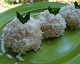 Foto langkah ke 6 dari resep Ketan Kukus Magicom tabur Kelapa.
