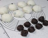 A picture of step 4 of Just Like Mame-Daifuku? Kuromame (Black Soy Bean) Bread with Anko and Rice Flour.