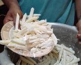 A picture of step 1 of Homemade Pizza Fries.
