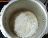 મટર પુલાવ (Matar Pulao Recipe In Gujarati) રેસીપી સ્ટેપ2ફોટો