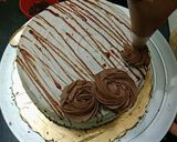 A picture of step 9 of Dutch chocolate cake.