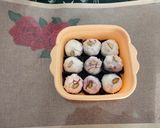A picture of step 3 of Super healthy falhari beetroot laddu.