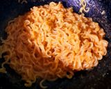 A picture of step 5 of Shortcrust Maggi Quiche.