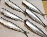 A picture of step 6 of No Fishy Smell! Soft All the Way to the Bones! Sardines Simmered in Umeboshi and Ginger.