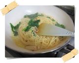 A picture of step 4 of Nanohana Japanese-Style Pasta.