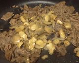 A picture of step 4 of Super Cheesie Steak Chicken Cheesesteak With Mushrooms.