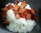 A picture of step 6 of Spam Baked Rice.