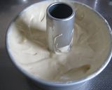 A picture of step 14 of Marron Chiffon Cake with Creme de Marron.