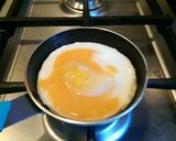 A picture of step 3 of Nice and easy nasi goreng.