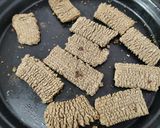 रागी कुकीज़(Ragi cookies recipe in Hindi) रेसिपी चरण 6 फोटो