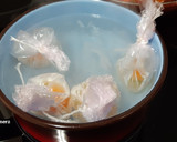 Foto del paso 5 de la receta: Pisto con huevos flor, con sabor Cookpad