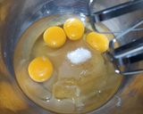 Foto langkah ke 2 dari resep Bolu Pandan Jadul (Dengan Jus Pandan Asli).
