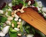 A picture of step 2 of Kung Pao Potatoes.