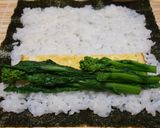 A picture of step 4 of Broccolini Sushi Rolls.