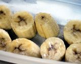 A picture of step 1 of Two-Ingredient Creamy Chocolate Banana.