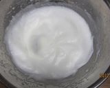 A picture of step 1 of French Meringues.