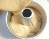 A picture of step 7 of Coffee Chiffon Cake.