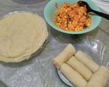 Foto langkah ke 2 dari resep Lumpia jagung manis.