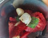 A picture of step 3 of Winter tomato garlic chutney.
