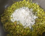 A picture of step 5 of Cluster Beans Poriyal (no onion no garlic).