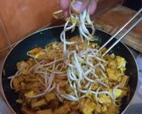 Foto langkah ke 9 dari resep Pad Thai.