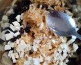 Foto langkah ke 5 dari resep Muffin Apel Dengan Strussel (Tanpa Mixer).