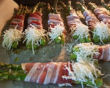 Foto del paso 3 de la receta: Manojitos de espárragos y panceta