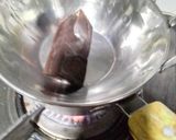 A picture of step 5 of Oreo double layer chocolate bar.