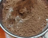 A picture of step 1 of Kitkat Cake.