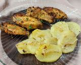 Foto del paso 6 de la receta: 🍗🥔🧅 Alitas de pollo al horno sobre colchón de papas y cebollas 🧅🥔🍗