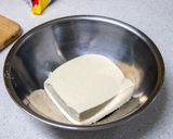 Hình bước làm 1 của món 두부강정 (đậu phụ sốt tương cà)