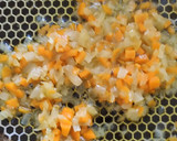 Foto del paso 2 de la receta: Guisantes con jamón y pavo