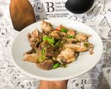 รูปขั้นตอนการทำที่ 7 ของ ไก่ผัดพริกสดสะตอ