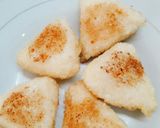 Hình bước làm 2 của món Cơm nắm chiên xì dầu