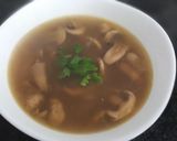 A picture of step 4 of Mushroom corn garlic soup.