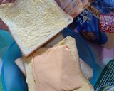 Foto langkah ke 1 dari resep 53. Cheese Coffee Toast Viral ala Rotiboy 🧀☕🍞.
