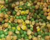 A picture of step 4 of Healthy corn pea salad.