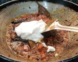A picture of step 7 of Dhaba style palak paneer.