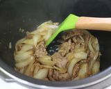 黑胡椒洋蔥炒牛肉的食譜步驟2照片