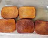 Foto del paso 3 de la receta: Torrijas de manzanilla y miel