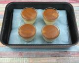 Foto del paso 10 de la receta Flan de miel con bizcocho en vasitos