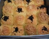 Foto langkah ke 8 dari resep Roti sobek.