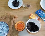 A picture of step 1 of Creamy Oreo shots.