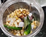 A picture of step 1 of Roasted gram chutney.