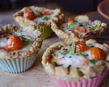 Foto del paso 8 de la receta: Canastitos con masa de "Batata" relleno de vegetales y atún