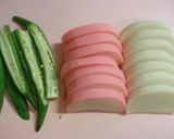 A picture of step 1 of Kamaboko Chijimi.