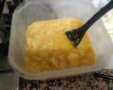 A picture of step 3 of Spanish potato omelet.