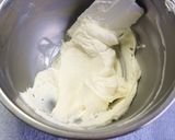A picture of step 12 of Raspberry Cheese Mont Blanc Shortcake.