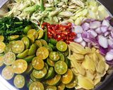 Hình bước làm 4 của món Chân Gà Ngâm Sả Tắc