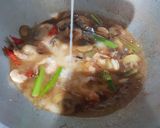 Foto langkah ke 3 dari resep Terong Siram Seafood.